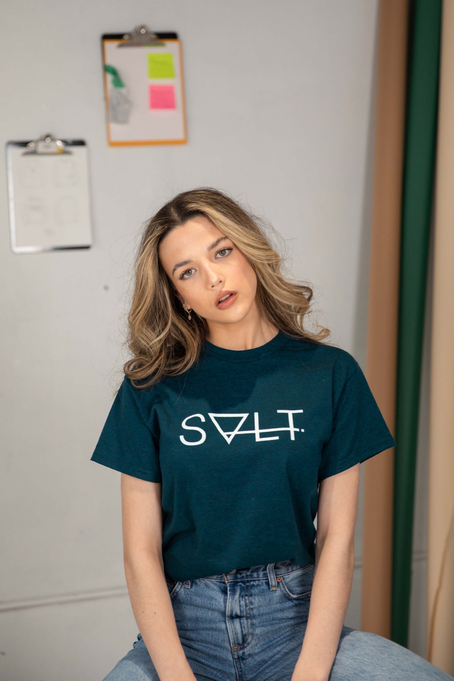 the essential tee in rainstorm