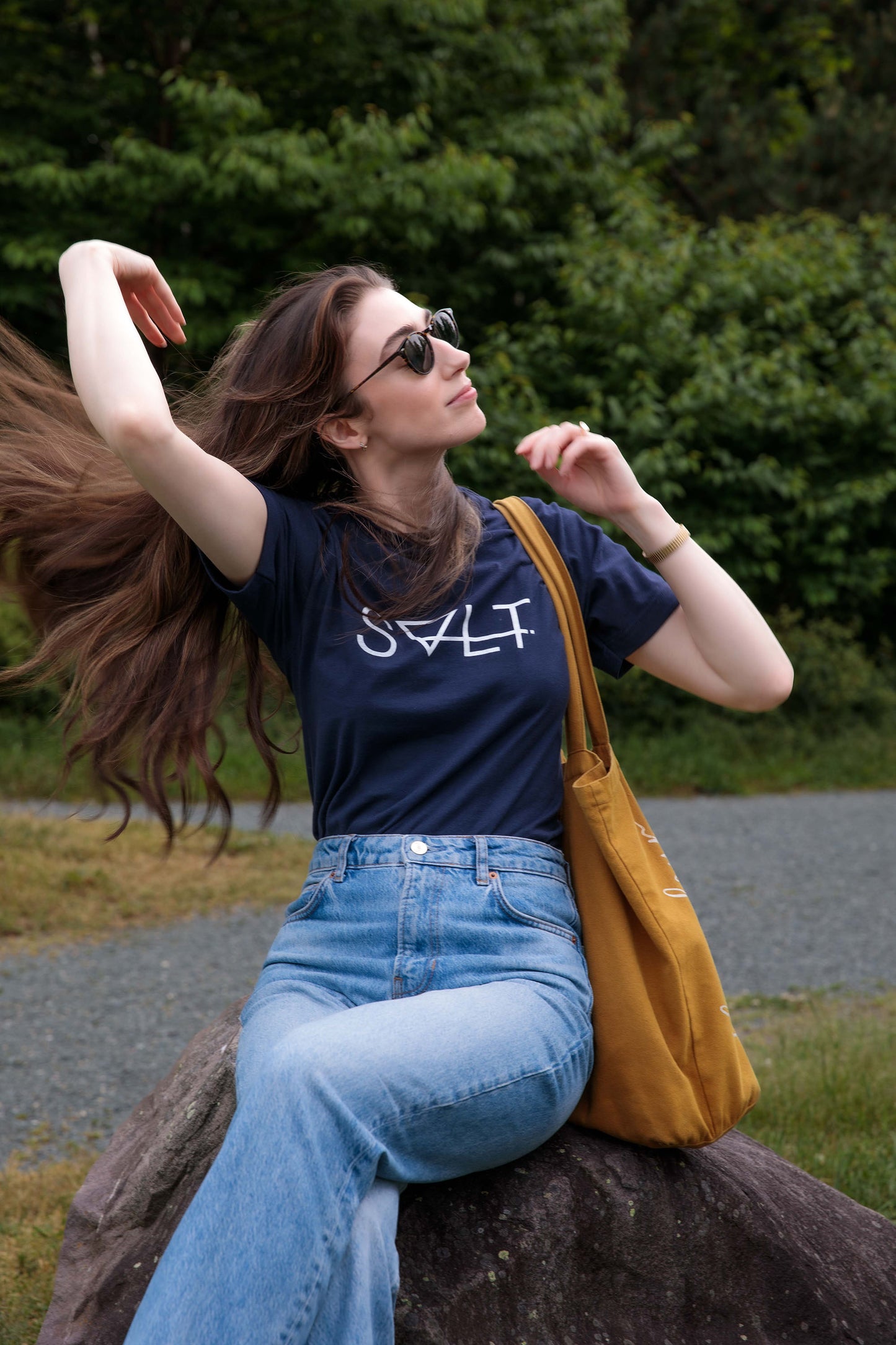 the essential tee in low key
