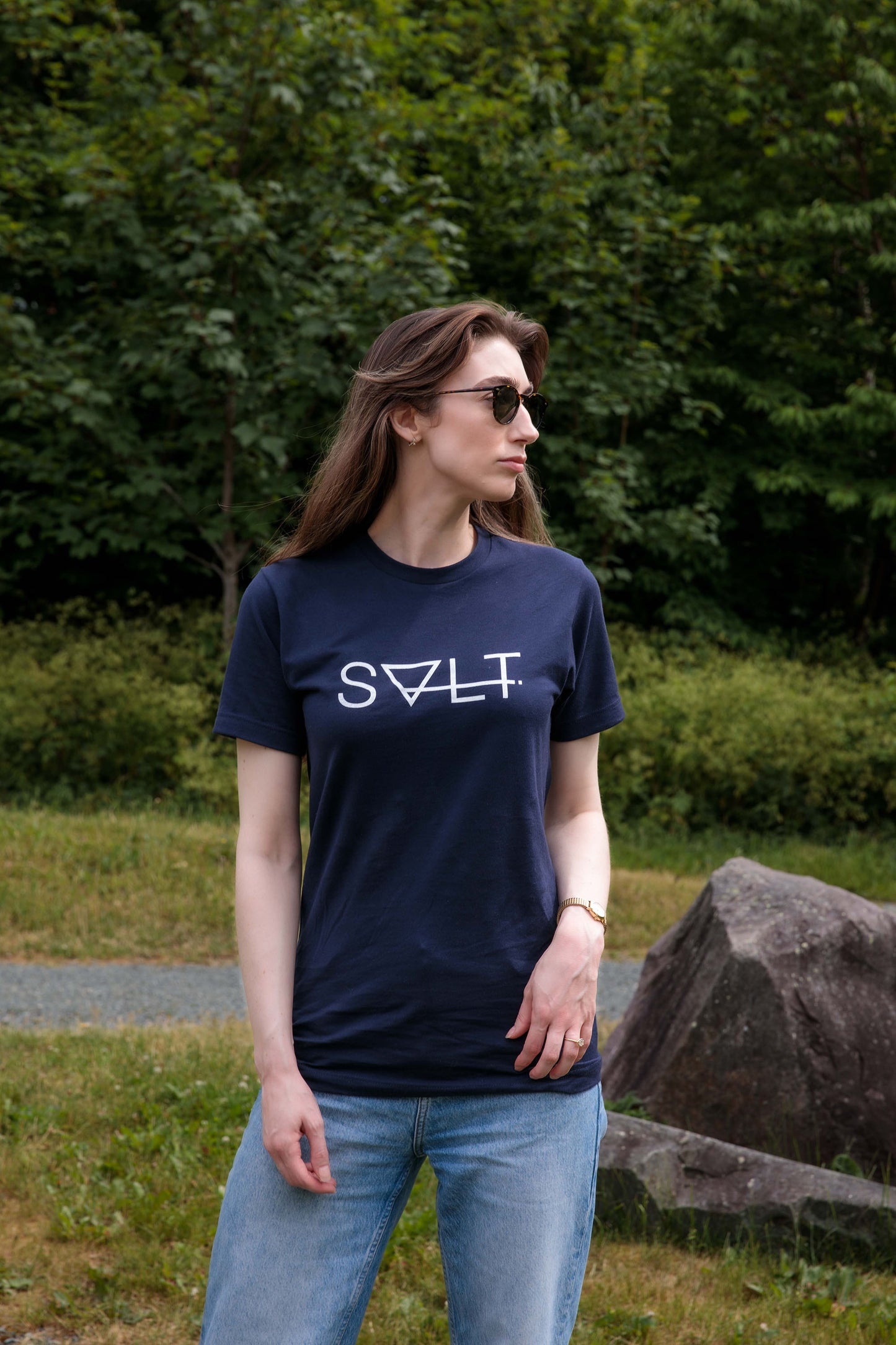 the essential tee in low key