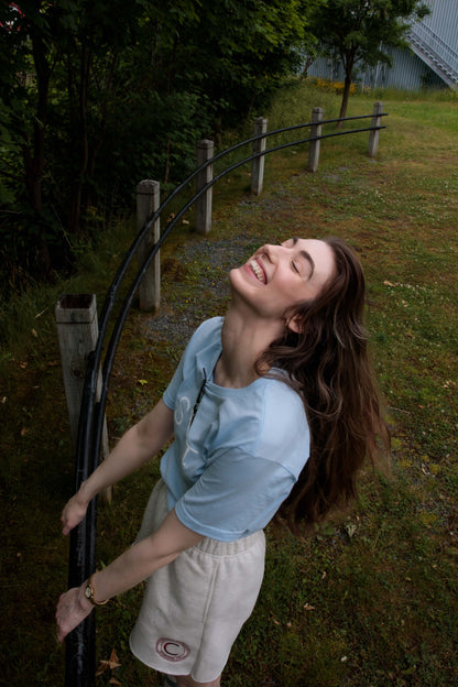 the essential tee in fresh air