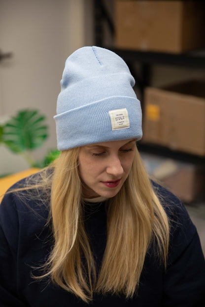 the shop toque in glacier blue