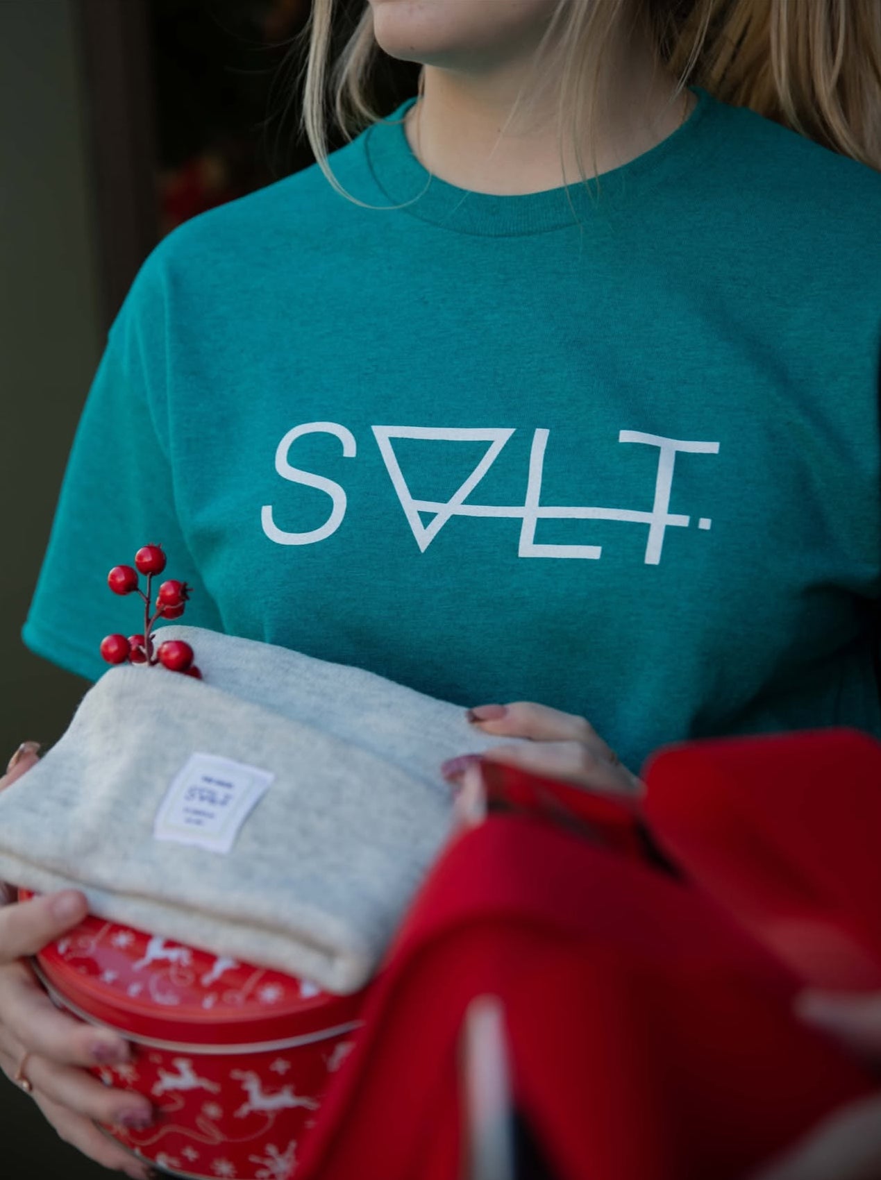 the essential tee in heather gemstone