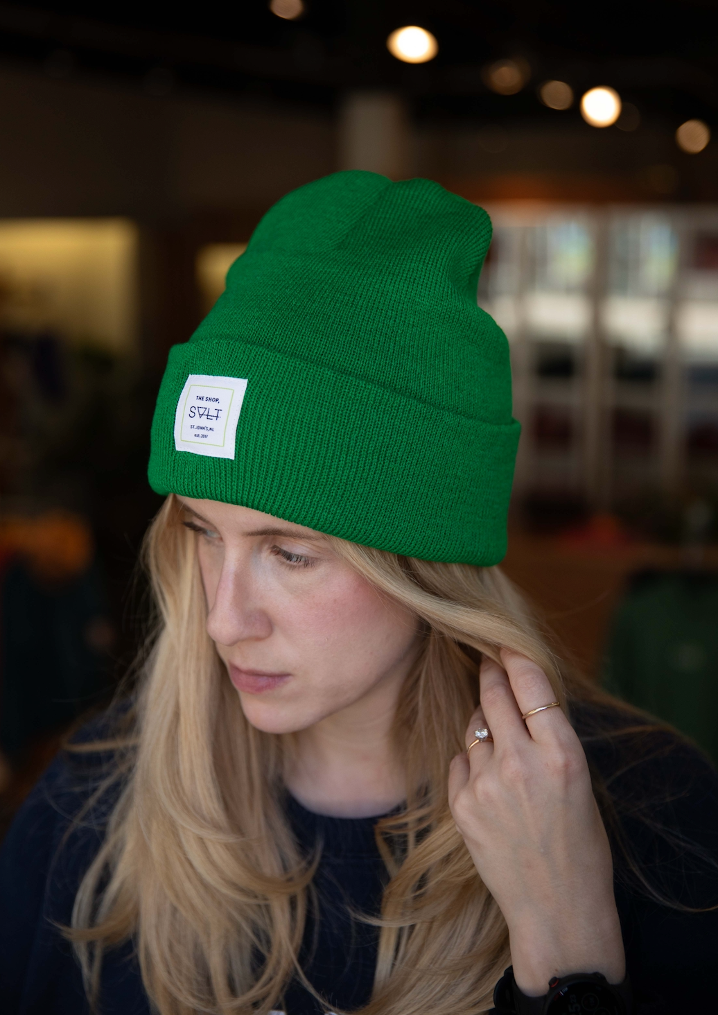 the shop toque in kelly